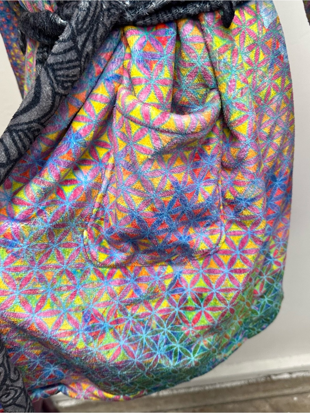 Chakra awakening plush fleece robe unisex size small soft fluffy hippie boho - Picture 9 of 10